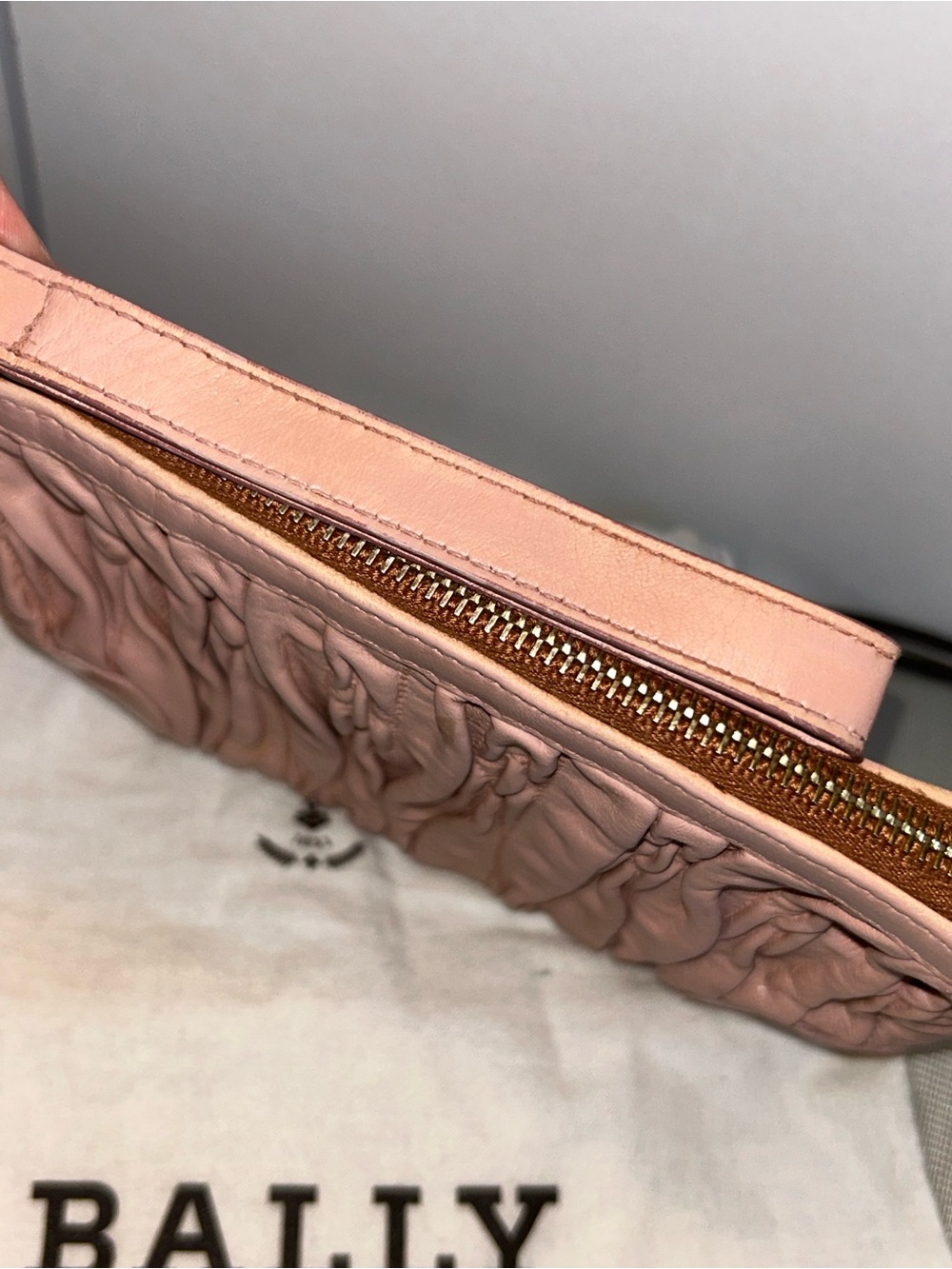 Bally blush pink wristlet - Picture 4 of 8